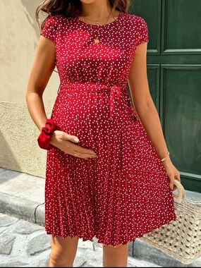 polka dot maternity dress